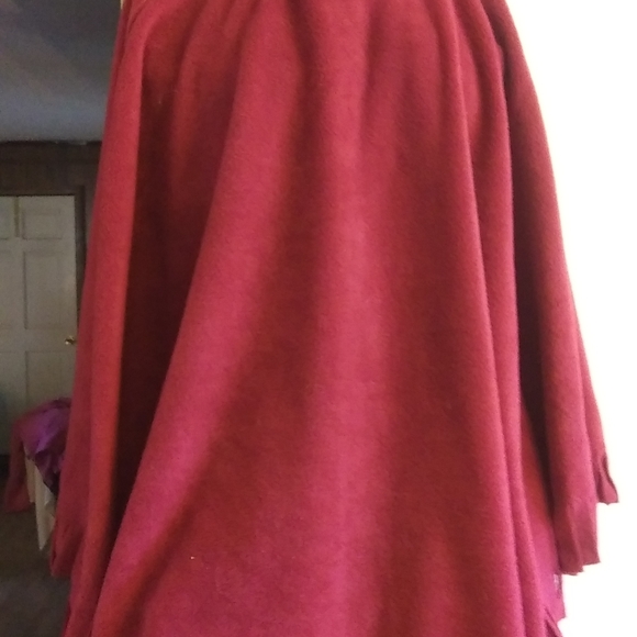 Burgandy Poncho Pullover Onesize - Picture 3 of 6